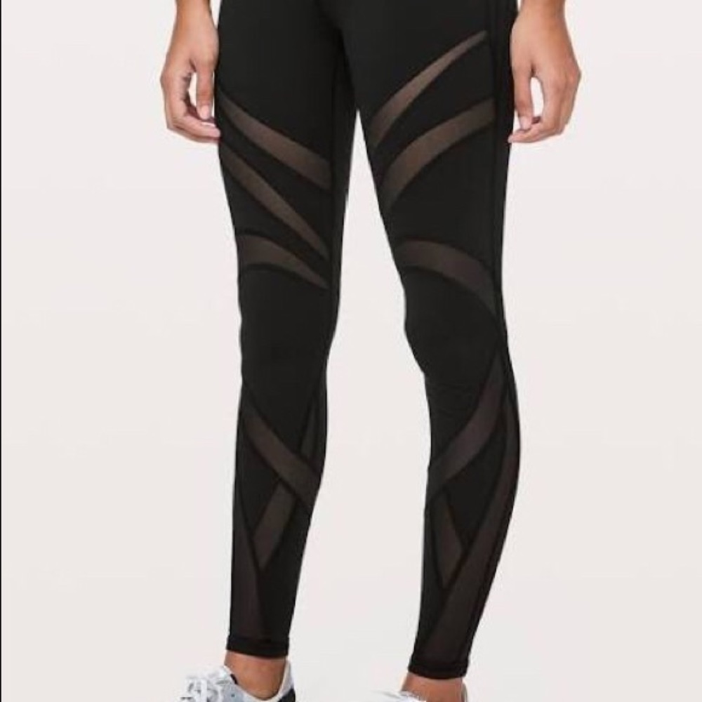 Lululemon wunder under HR Right mesh